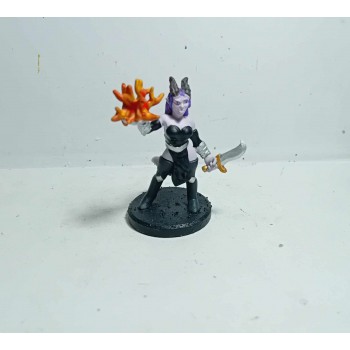  28mm D&D Tiefling Sorcerer Handpainted